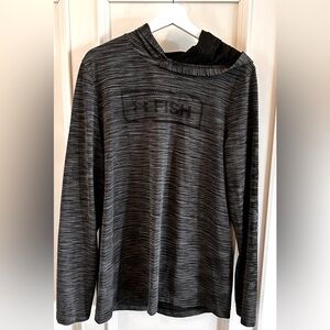 *SOLD*UNDER ARMOUR Men’s Hooded Fish pullover